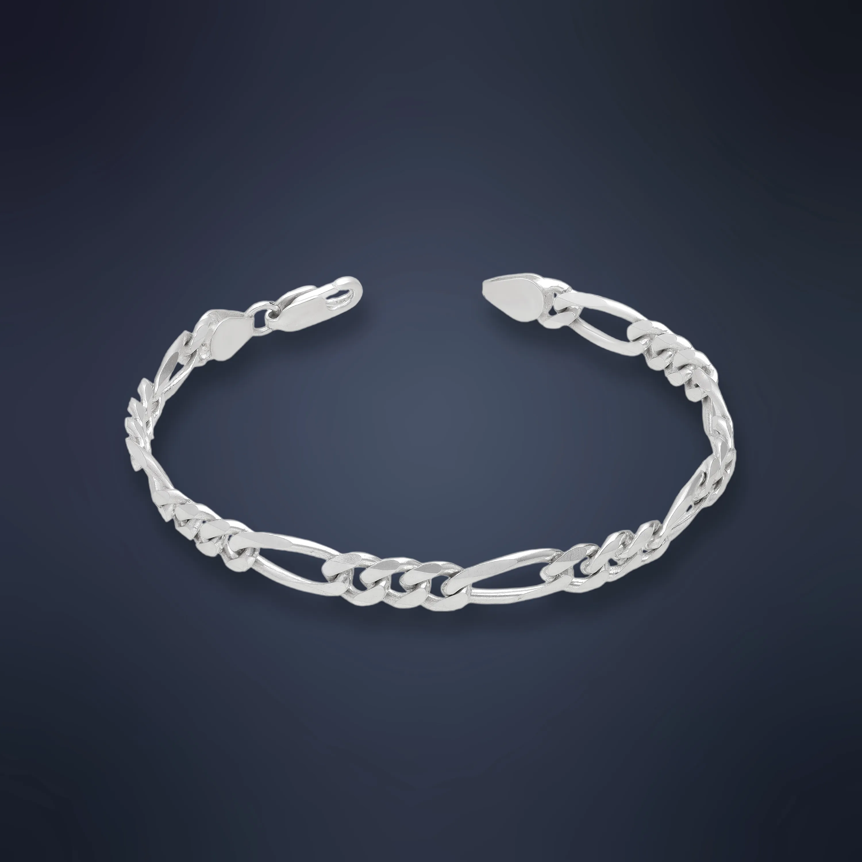 Finely Detailed And Crafted Silver Bracelet
