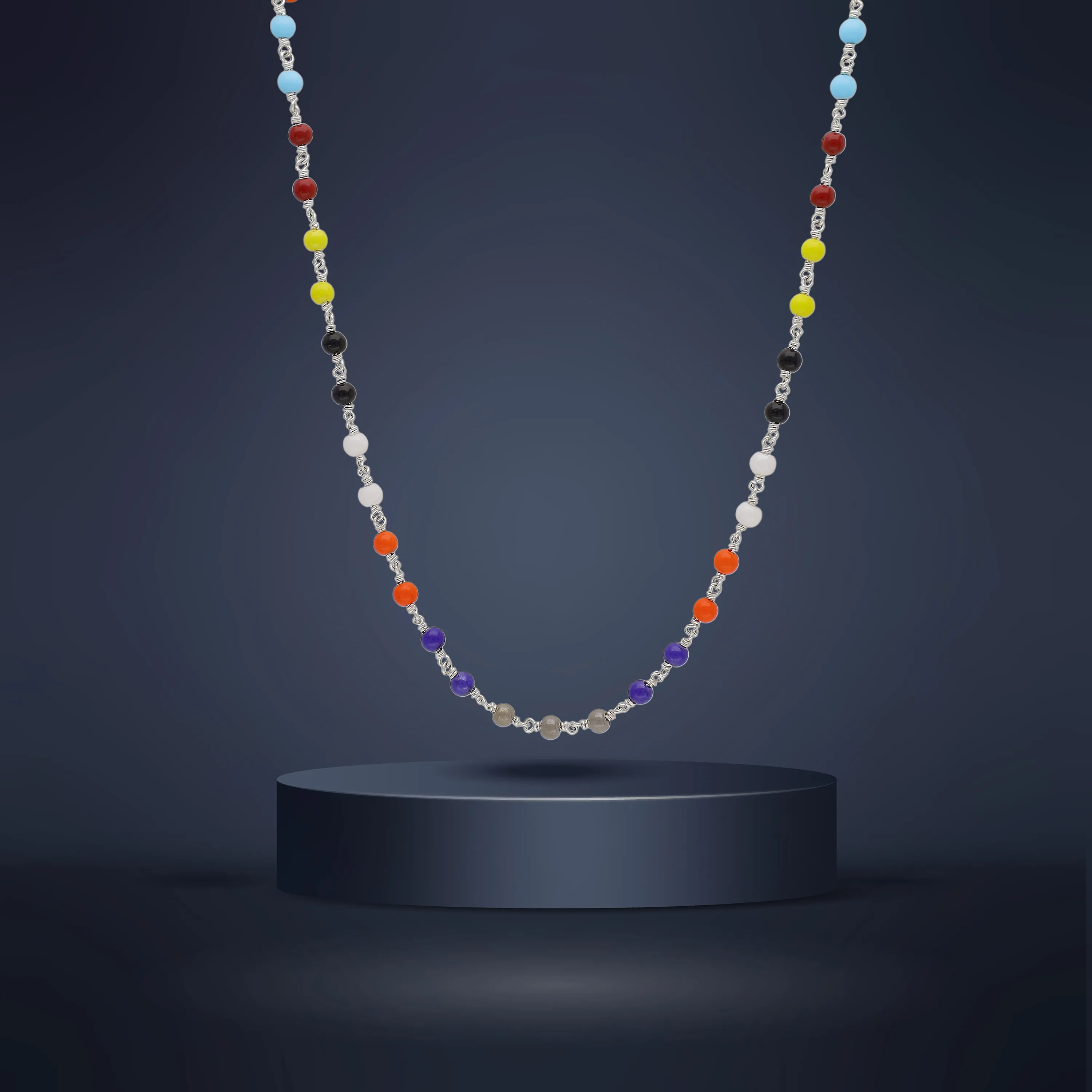Finely Detailed And Crafted Silver Chain 